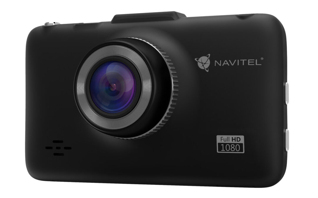 Navitel CR900: чудеса видео с сенсором от Sony