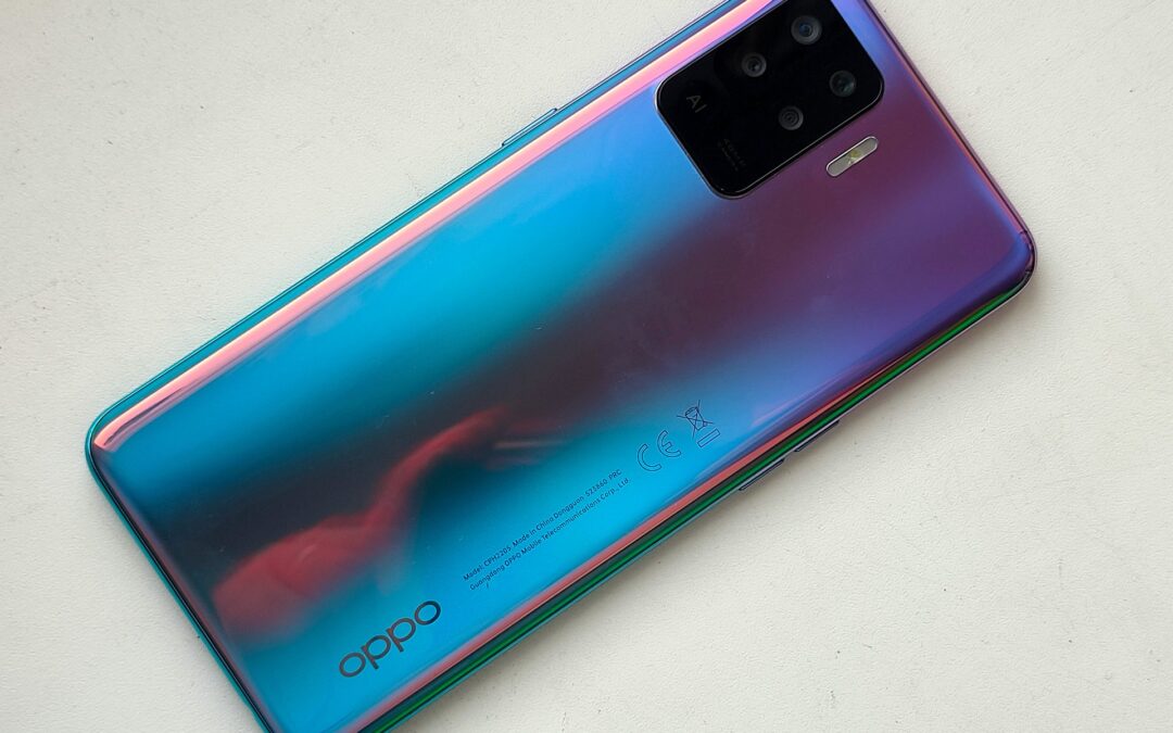 OPPO Reno5 Lite: фотоориентированный